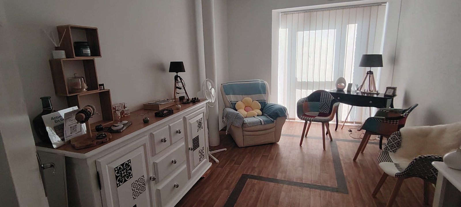 Vue d'ensemble du cabinet d'hypnose L'Échappée Zen de Valérie Juge à Beauvais